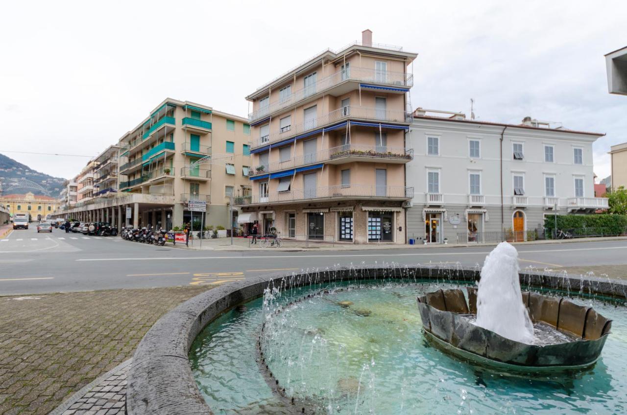 Apartamento Joivy Apt For 4, Metres From Beach, In Sestri Levante Exterior foto